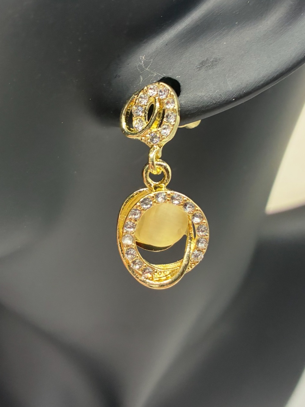 Fashion Jewelry Gold-Tone Drop Earrings with Pale Yellow Stone